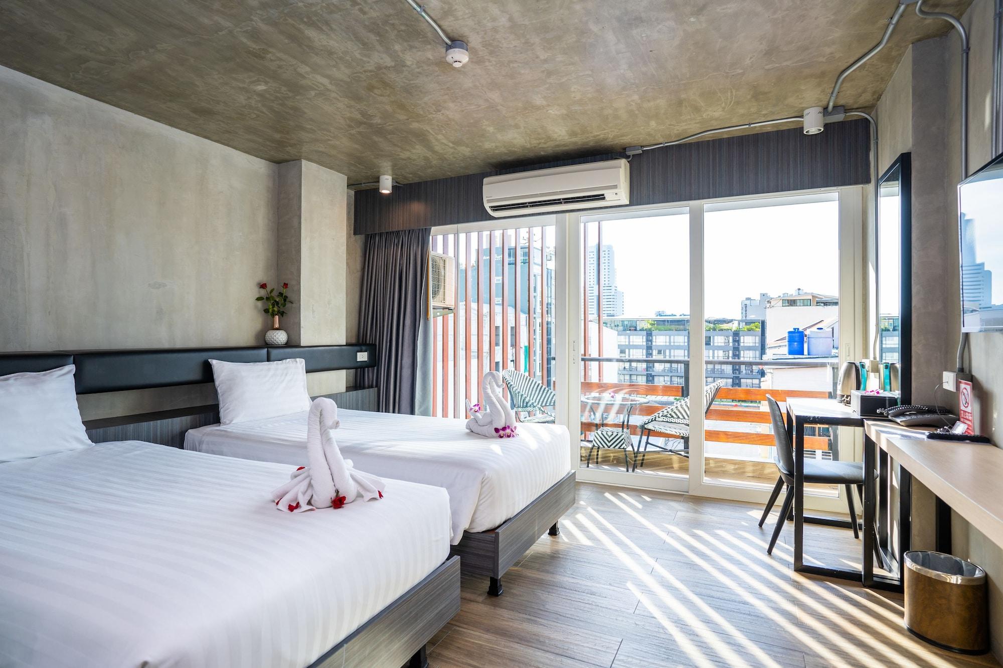 Dsure Hotel Phuket Patong Bagian luar foto