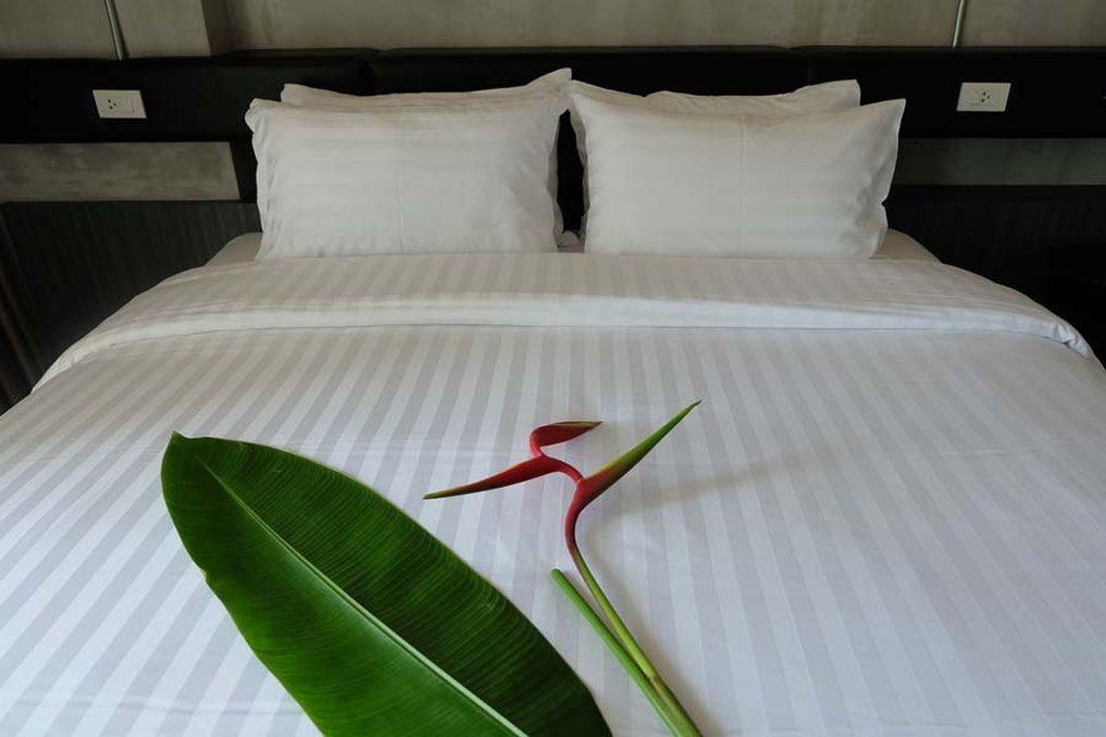 Dsure Hotel Phuket Patong Bagian luar foto